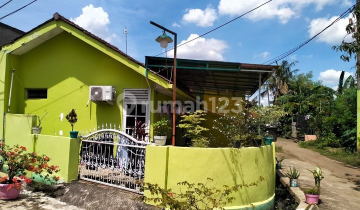 Affordable Hook Houses in the Polymer Aren Jaya Housing Complex, East Bekasi 2
