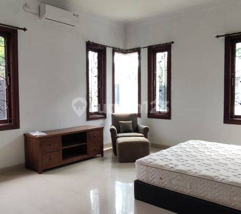 Rumah di Duren Tiga, 2 lantai, siap huni 5