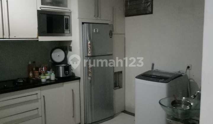 Rumah 2 Lantai Pademangan Timur, Murah 1