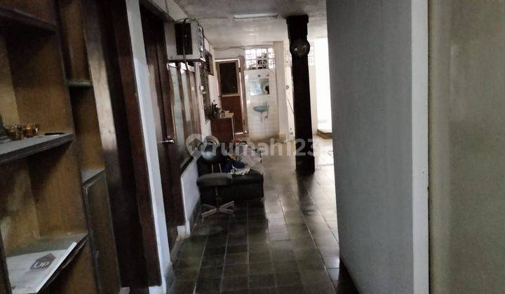 Rumah Tua Jalan Guntur Setiabudi 1