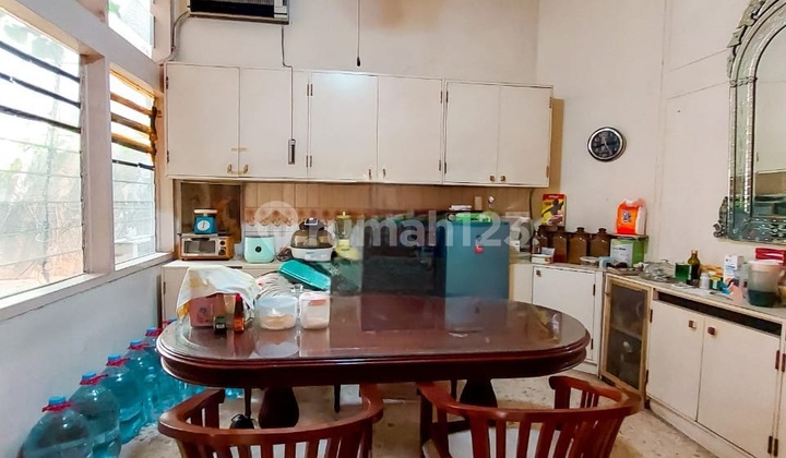 Rumah Pinggir jalan bisa komersil dekat pakubuwono 2