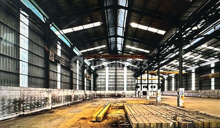 Cheap Warehouse in Setu Bekasi with Container Access