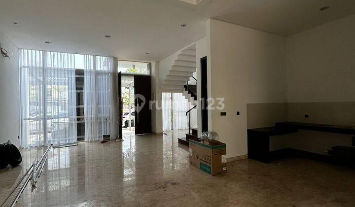 Murah Rumah Chopin Signature 200m, Nego  1