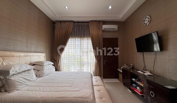 Rumah Pluit 3.5 Lantai Siap Huni