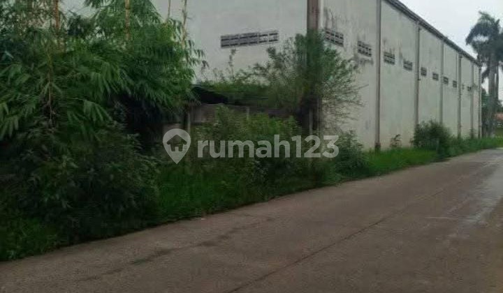 Cipondoh Warehouse 800m2 Container Access Cipondoh Warehouse 800m2 Container Access