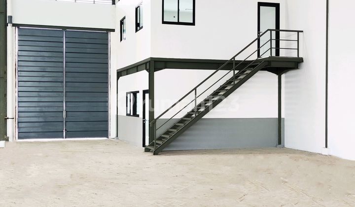 Gudang Royal Kosambil 535m Siap Pakai