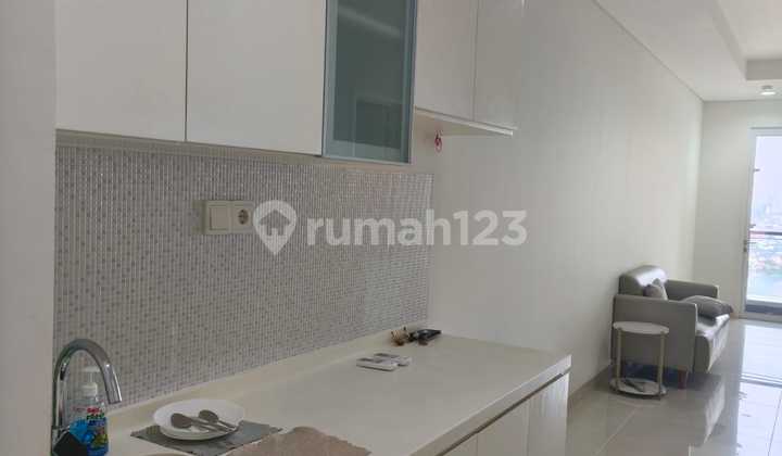 Grand Madison 2 Bedroom Apartment 2