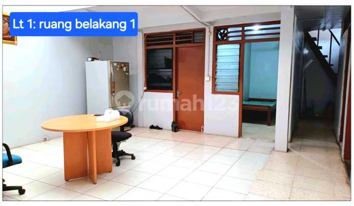 Rumah Usaha Sebrang Blok M 2
