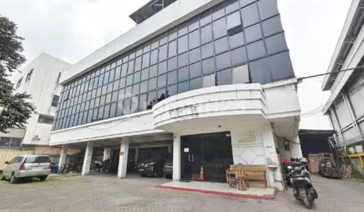 Gudang Sunter Lokasi Bagus, Nego