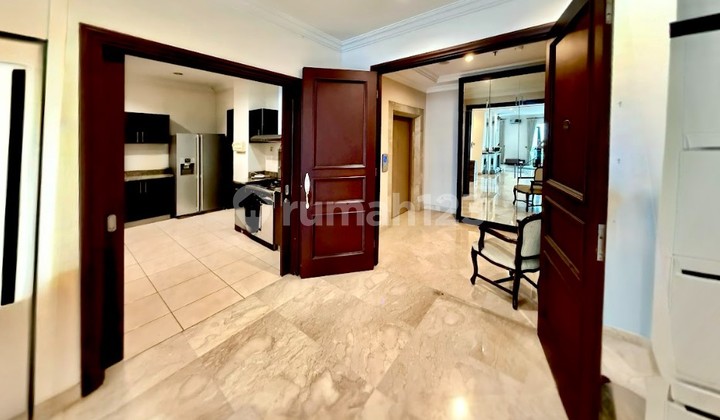 Untuk DISEWAKAN! Apartemen Luas 3 Kamar Tidur Berperabotan dengan lift pribadi!
For RENT! Spacious 3BR Furnished Apartment with Private Lift! Untuk DISEWAKAN! Apartemen Luas 3 Kamar Tidur Berperabotan dengan lift pribadi!
For RENT! Spacious 3BR Furnished Apartment with Private Lift!