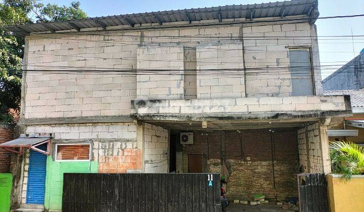 kost 2 lantai selangkah jl raya supriyadi,bisa di tambah kmr lagi 1