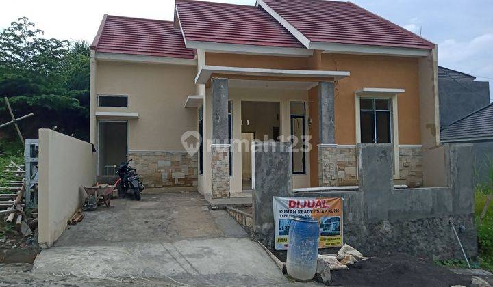 Rumah ready 3 kamar tidur di perum UNNES ,2 menit pasar sampangan 1