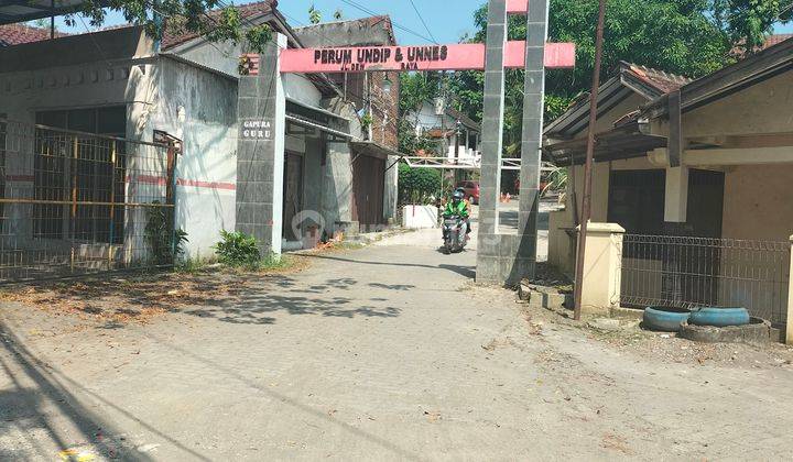 Rumah ready 3 kamar tidur di perum UNNES ,2 menit pasar sampangan 2