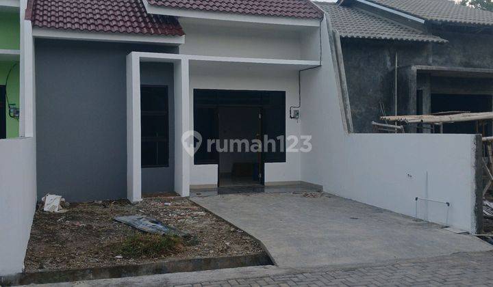 Rumah Ready Dinding Bata Merah,10menit Unisula,lebar.jalan 6meter 1