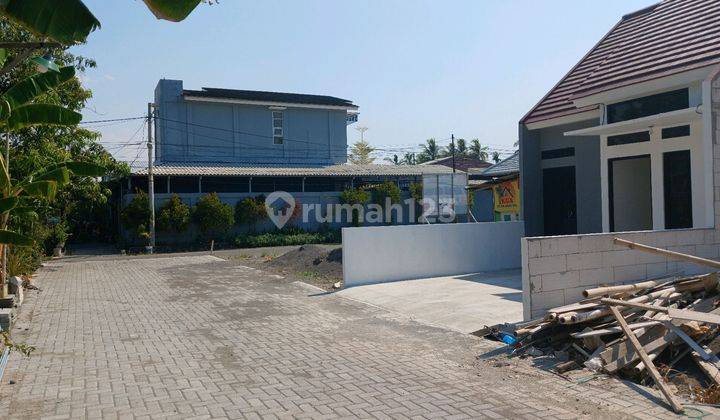 Rumah Baru & Ready Siap Huni,10 Menit Ke Unisulla,luas Tanah 79m2 2