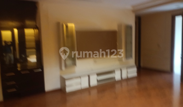 Disewakan Rumah Dalam Cluster Di Ciumbuluit Lokasi Dekat Ke Kampus,mall,rumah Sakit. 2
