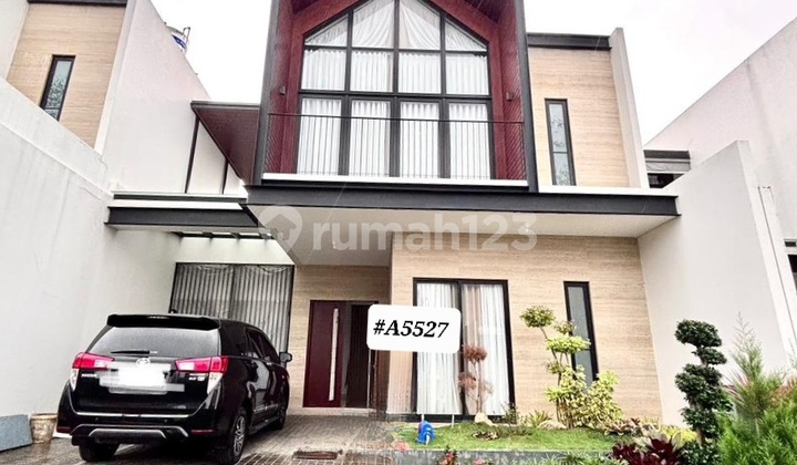 A5527 Villa Resort Two-Story Stone House Nillaya Near Malang