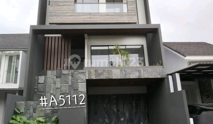 A5112 Citraland Rumah Baru 3 Lantai Pakuwon Indah Surabaya Barat