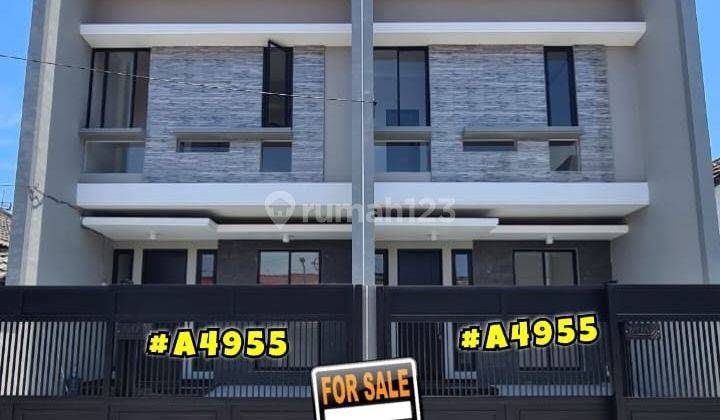 A4955 Klampis Rumah Baru 2 Lantai Dekat Manyar, Kertajaya, Merr 1