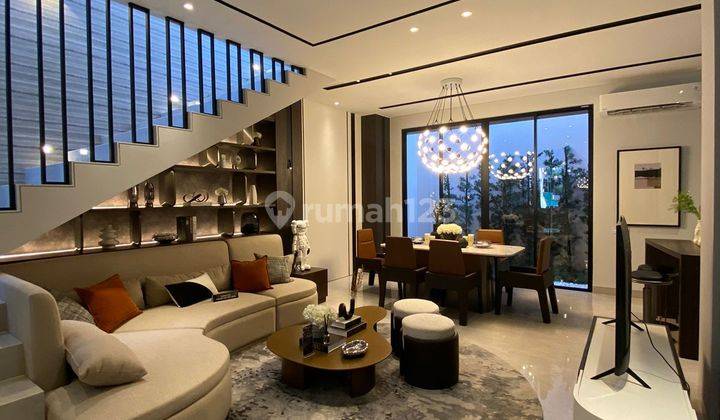 ruang keluarga rumah mewah the greenlake citraland,