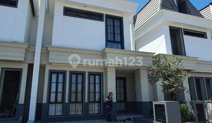 Rumah White House Dian Istana, Termurah, Baru, Full Furnish  1