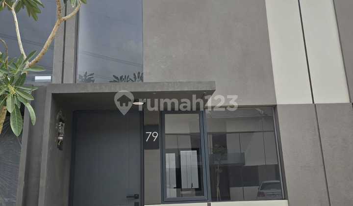 Cluster X Trail Park Serpong, Rumah Baru, Siap Huni, Cakep !!