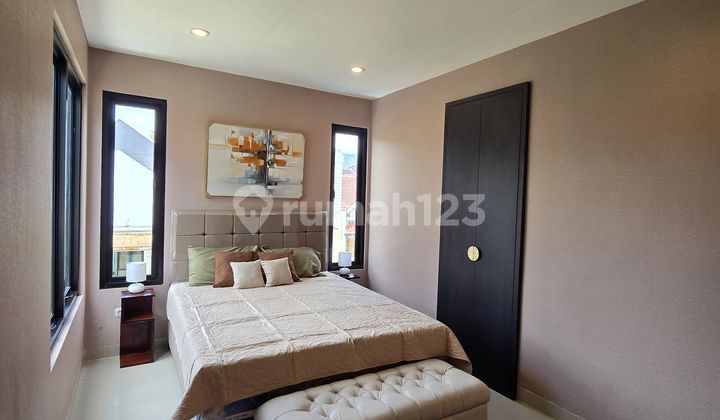 Bromo Park Lippo Karawaci, fully furnished, with a private swimming pool, just bring your suitcase!! 2