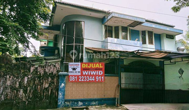 JUAL RUMAH HOEK POSISI STRATEGIS, JALAN LEBAR 3 MOBIL. 1