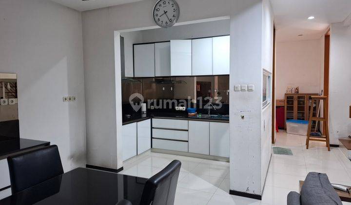 Rumah Minimalis 21½ Lantai Bagus Siap Huni 2