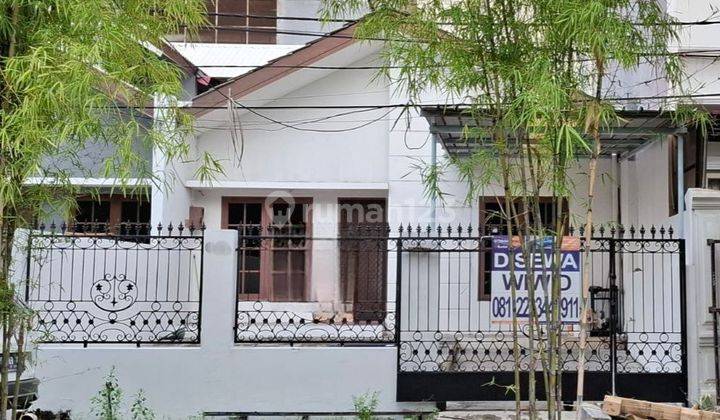 Rumah 1½ Lantai Sudah Renovasi Siap Huni 1