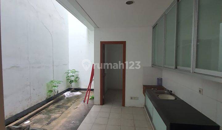 Dijual Rumah Spring Hill Town Home di Kemayoran 2