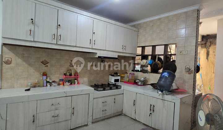 Rumah Lokasi Strategis Bagus di Sunter 2