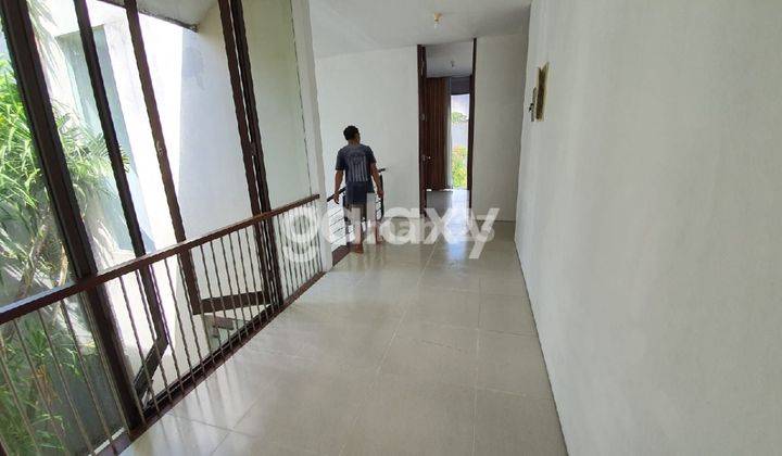 murah graha famili family,x villa bukit regency. pakuwon indah 2