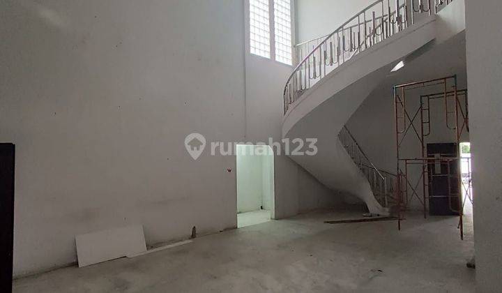 Murah Disewakan Pusat Kota Cocok Untuk Usaha Kantor Commercial Kartini 2