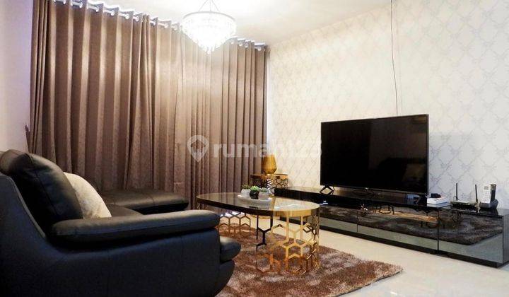 Full Furnished Mewah Apartment 3br The Peak Tunjungan Plaza  2