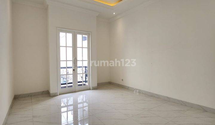 Brand New Classic Modern Dalam Cluster One Gate Lokasi Strategis Terdepan Di Pondok Bambu Duren Sawit Jakarta Timur 11