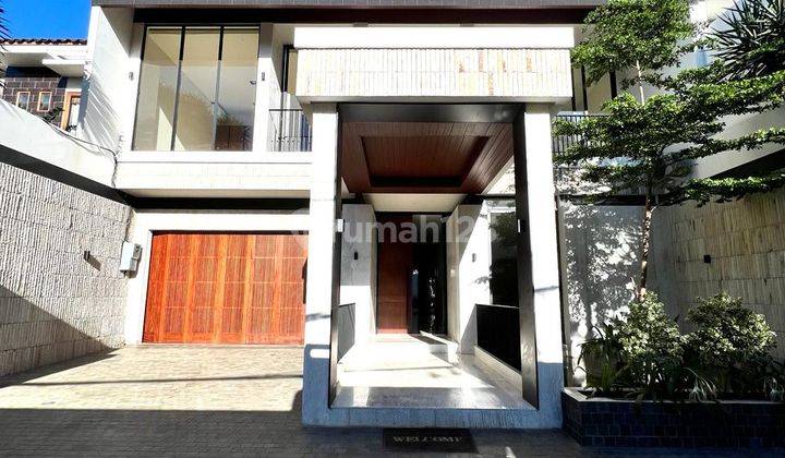 Dijual Rumah Baru Dengan Matrial Terbaik Di Kemang Jakarta Selatan. 2