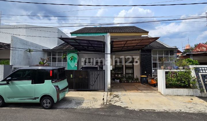 Rumah Second 1 Lantai Di Komplek Waringin Permai Jatiwaringin Jakarta Timur