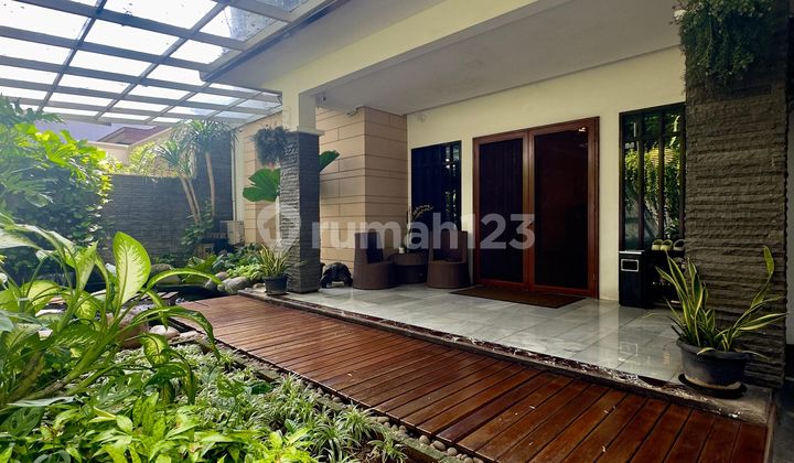 DIJUAL RUMAH SENOPATI KEBAYORAN BARU JAKARTA SELATAN