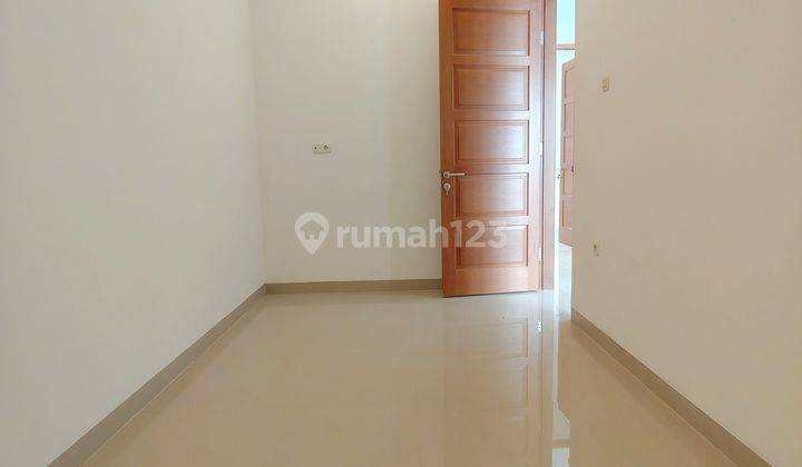 TURUN HARGA Rumah Baru Modern House Dalam Townhouse Di Cibubur Depok 2