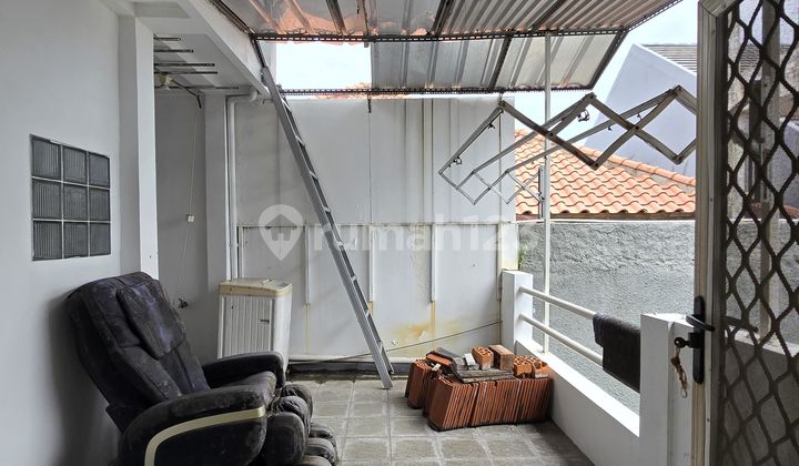 Price Drop on Ready-to-Occupy Second-Hand Houses in Rawamangun Jati, East Jakarta 2