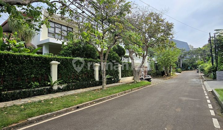 Turun Harga Rumah Dalam Komplek Lingkungan Tenang di Kayu Putih Jakarta Timur