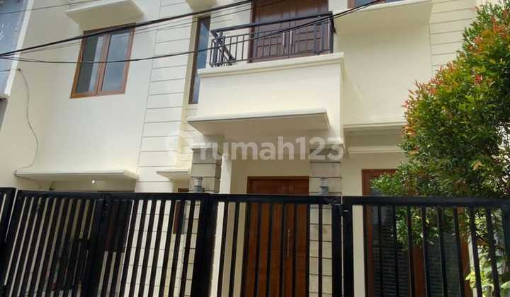 For Sale Second Hand House Ready to Occupy East Tebet South Jakarta