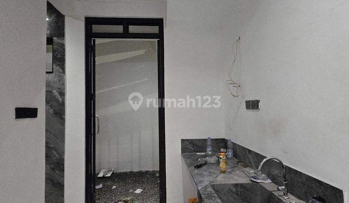 Rumah Baru Non Cluster Dengan Rooftop View Bagus Di Cipinang Jakarta Timur  2