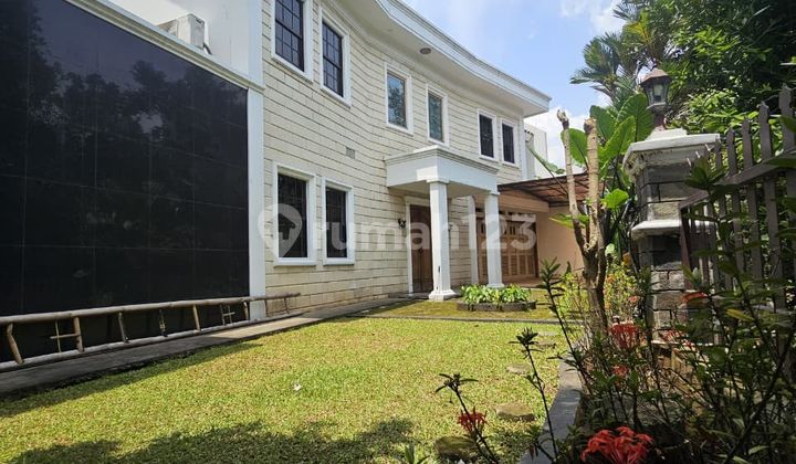 For Sale 2 Well-Maintained Ready-to-Occupy Houses in a Large Compound in South Jakarta