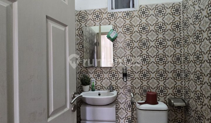 Turun Harga Rumah Modern Tropis Posisi Hook Dalam Kompleks di Jatibening Bekasi 2