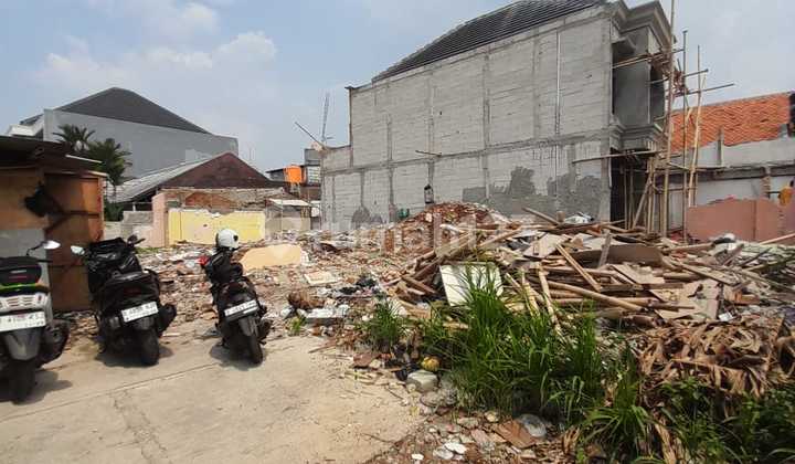 Rumah Baru Dalam Komplek Di Jatiwaringin Pondok Gede Bekasi Jawa Barat 2