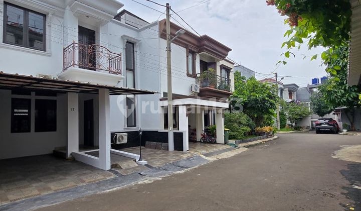 Rumah Second Terawat Dalam Cluster Di Cipinang Muara Jakarta Timur. 2