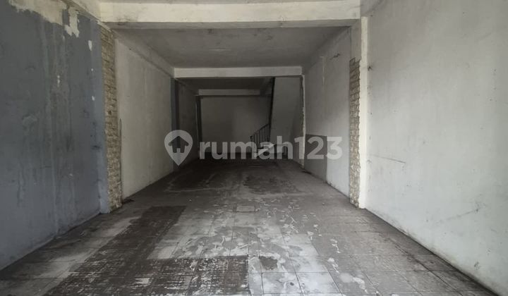 Ruko 3 Lantai Strategis Dekat Terminal Rawamangun,Jakarta Timur