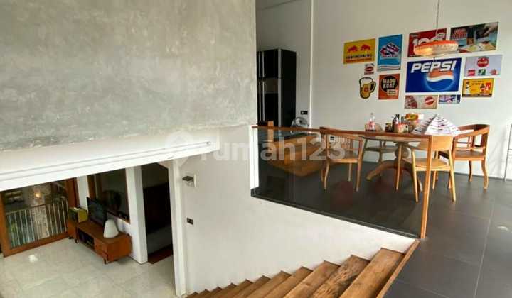 Modern House for Sale in Pulomas, East Jakarta 2